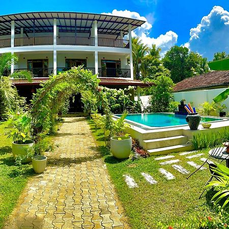 Garden Villa Талалла-Юг Экстерьер фото